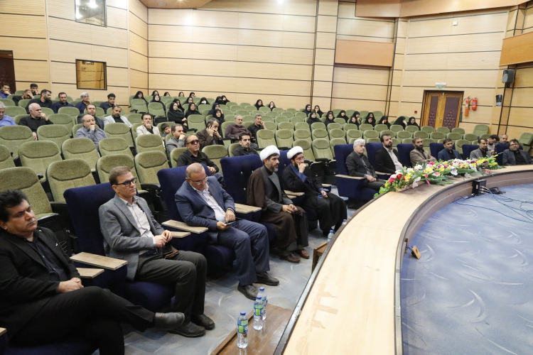 نشست هم اندیشی اساتید دانشگاه یاسوج