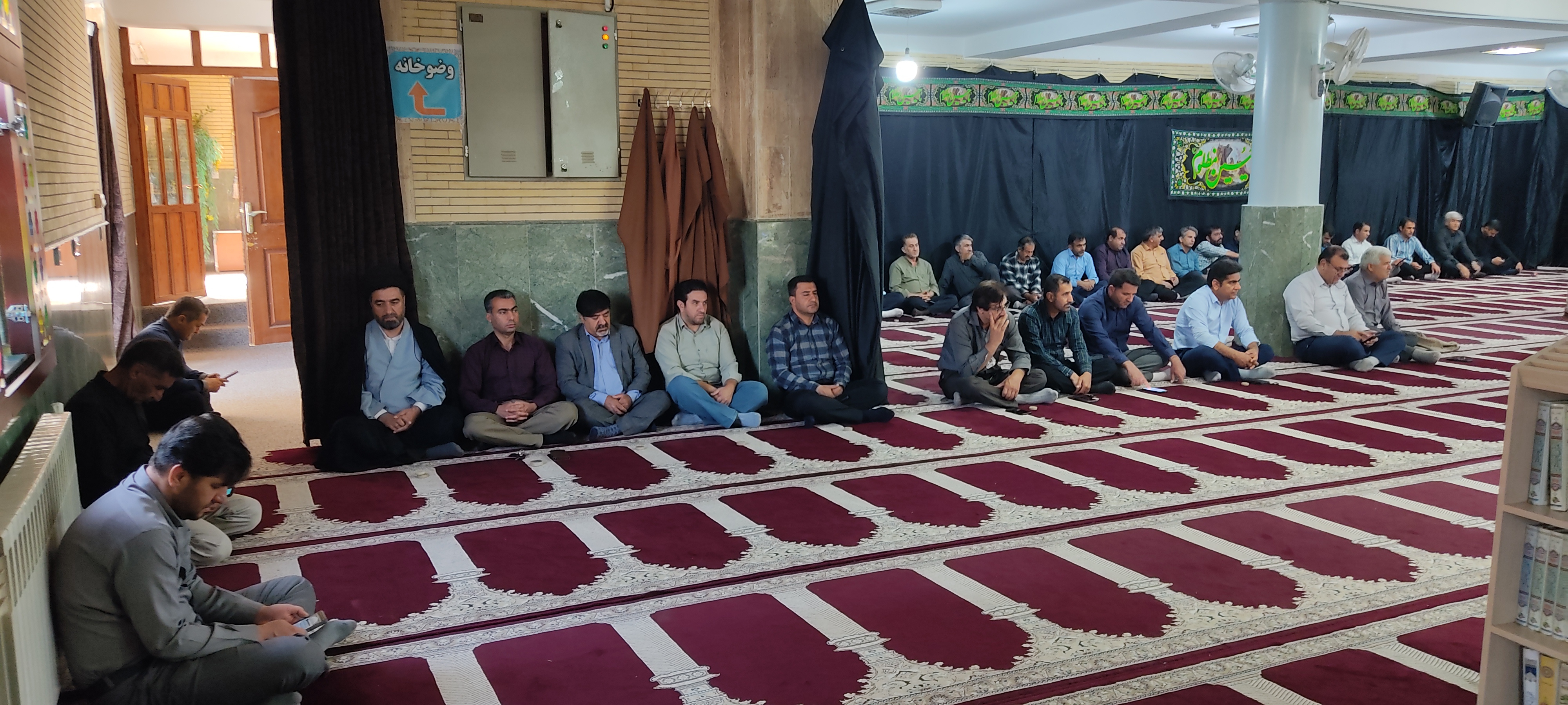 برگزاری مراسم زیارت عاشورای هفتگی به مناسبت گرامیداشت رهبر شهید انقلاب در دانشگاه یاسوج
